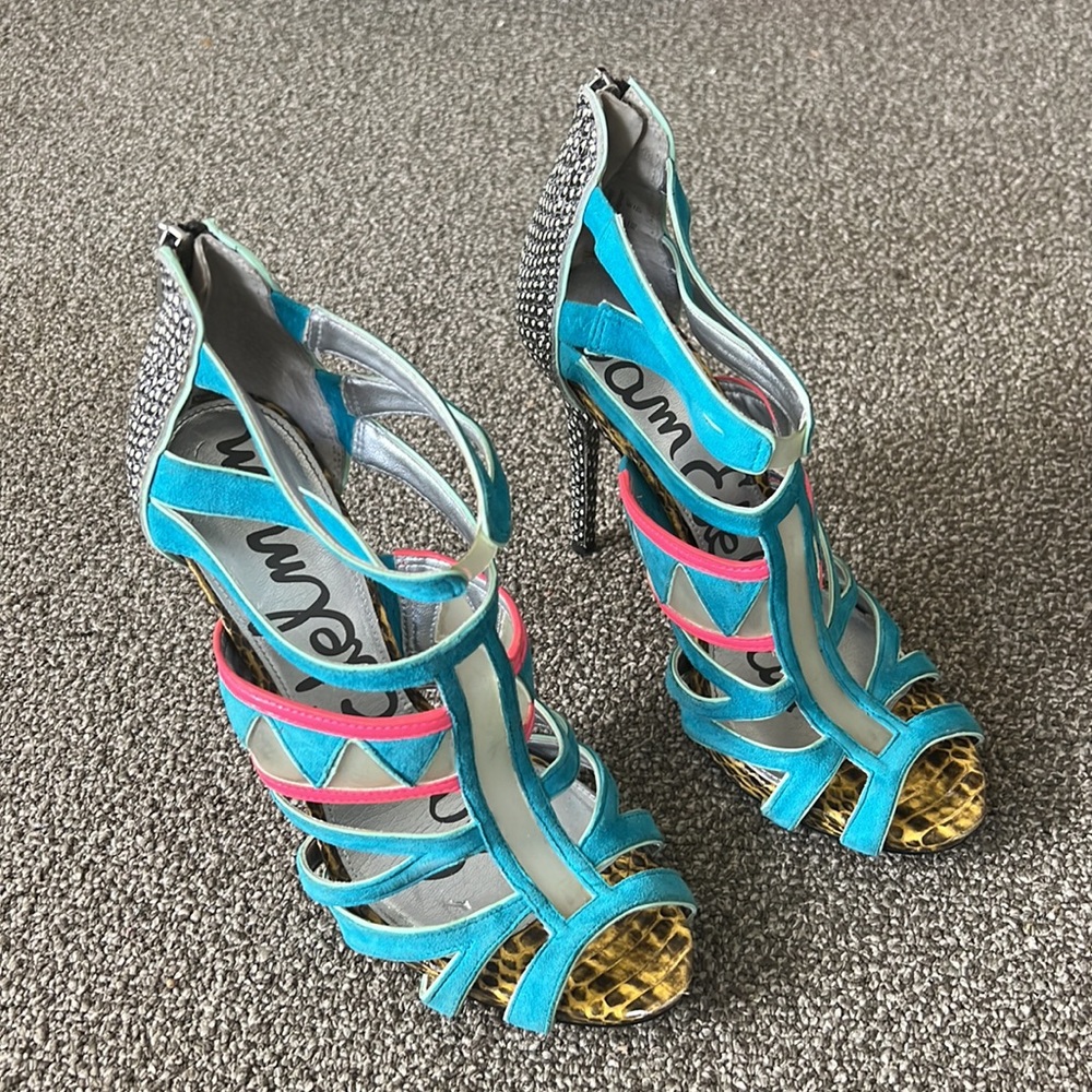 Sam Edelman Heels - Picture 2 of 6